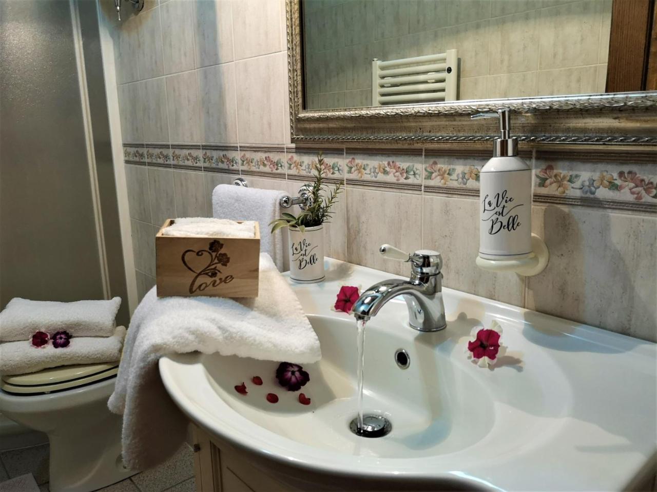 Agriturismo Palazzo Conti - B Pienza Esterno foto