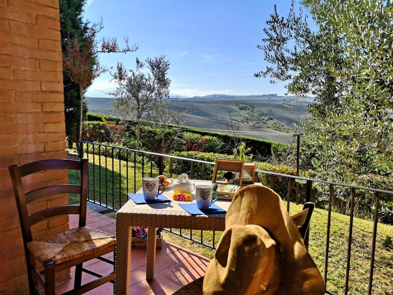 Agriturismo Palazzo Conti - B Pienza Esterno foto