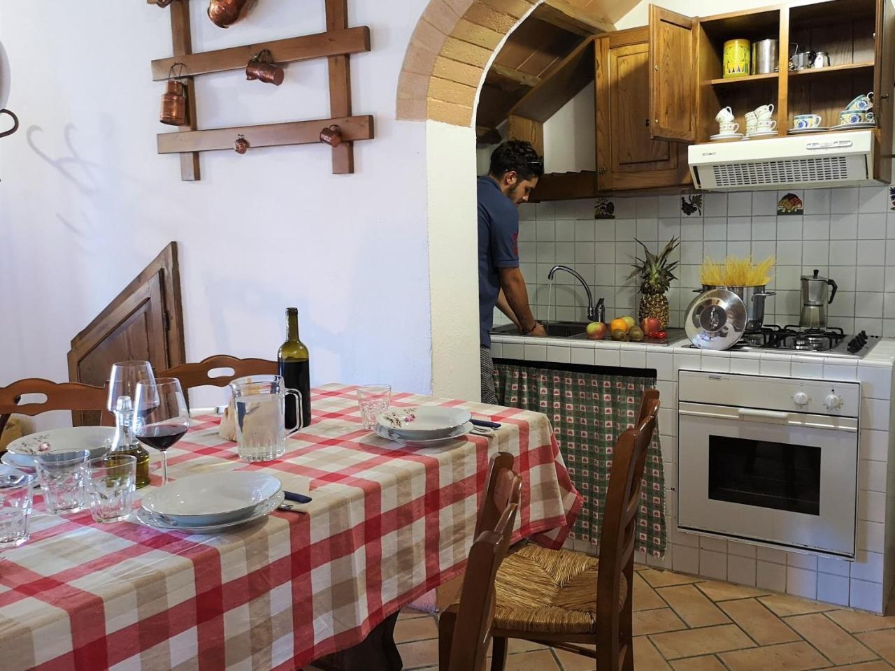 Agriturismo Palazzo Conti - B Pienza Esterno foto