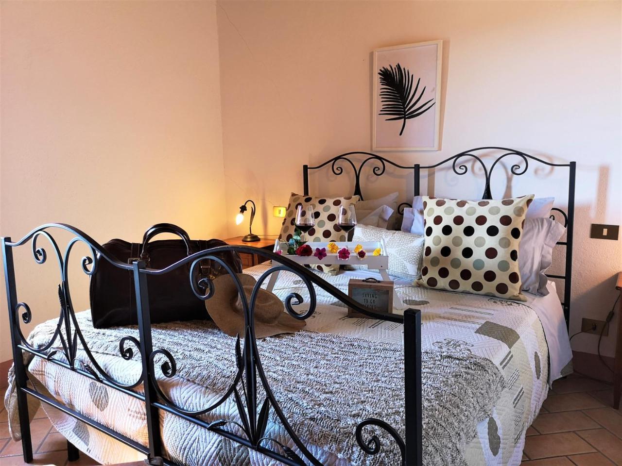 Agriturismo Palazzo Conti - B Pienza Esterno foto